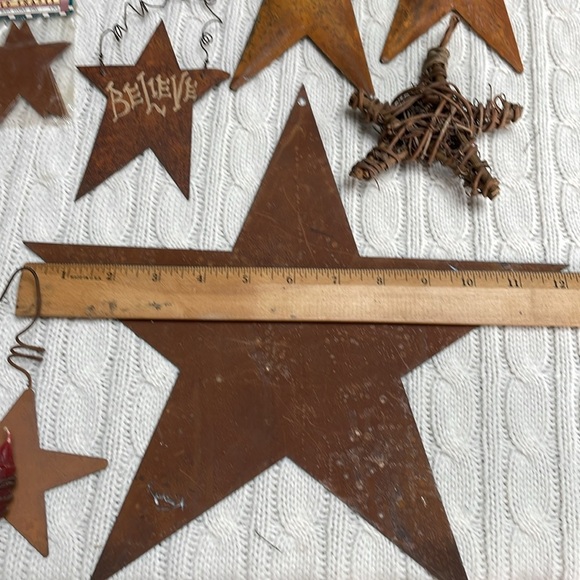 Primitive star lot 15 pcs. (14 metal 1 twig/grapevine) 6 can be hung rusty decor - Picture 3 of 6